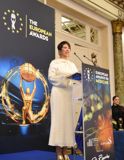 Dra. Susan Díaz Reverand